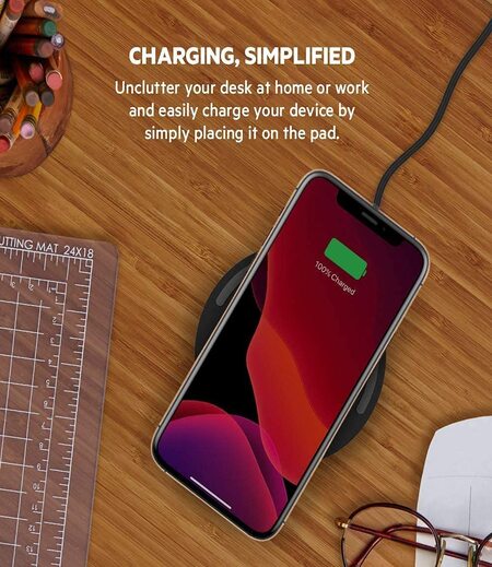 Belkin USB 3.0 Cellular Phones Boost Charge 15W Fast Wireless Charging Pad, Case Compatible for iPhones, Galaxy, Pixel and Other Qi Enabled Devices- Black