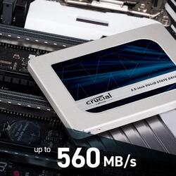 Crucial MX500 500GB 3D NAND SATA 2.5 Inch Internal SSD (CT500MX500SSD1)
