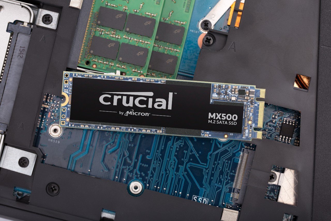 Crucial MX500 1TB 3D NAND SATA M.2 Type 2280SS Internal SSD-CT1000MX500SSD4